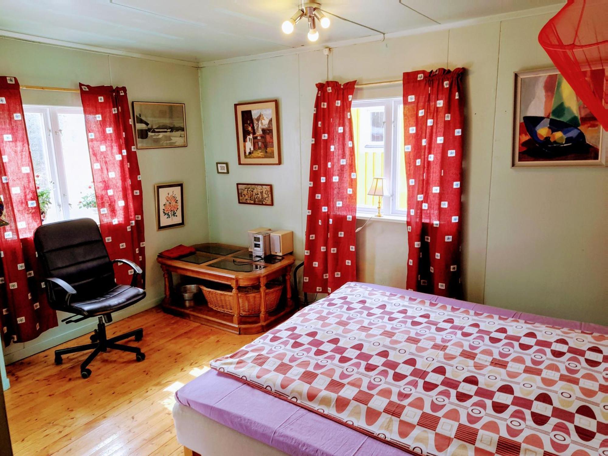 Summer Bedroom, Outside Toilet, Shower, Kitchen. 120 M From Sandbach. Bracke  Екстер'єр фото