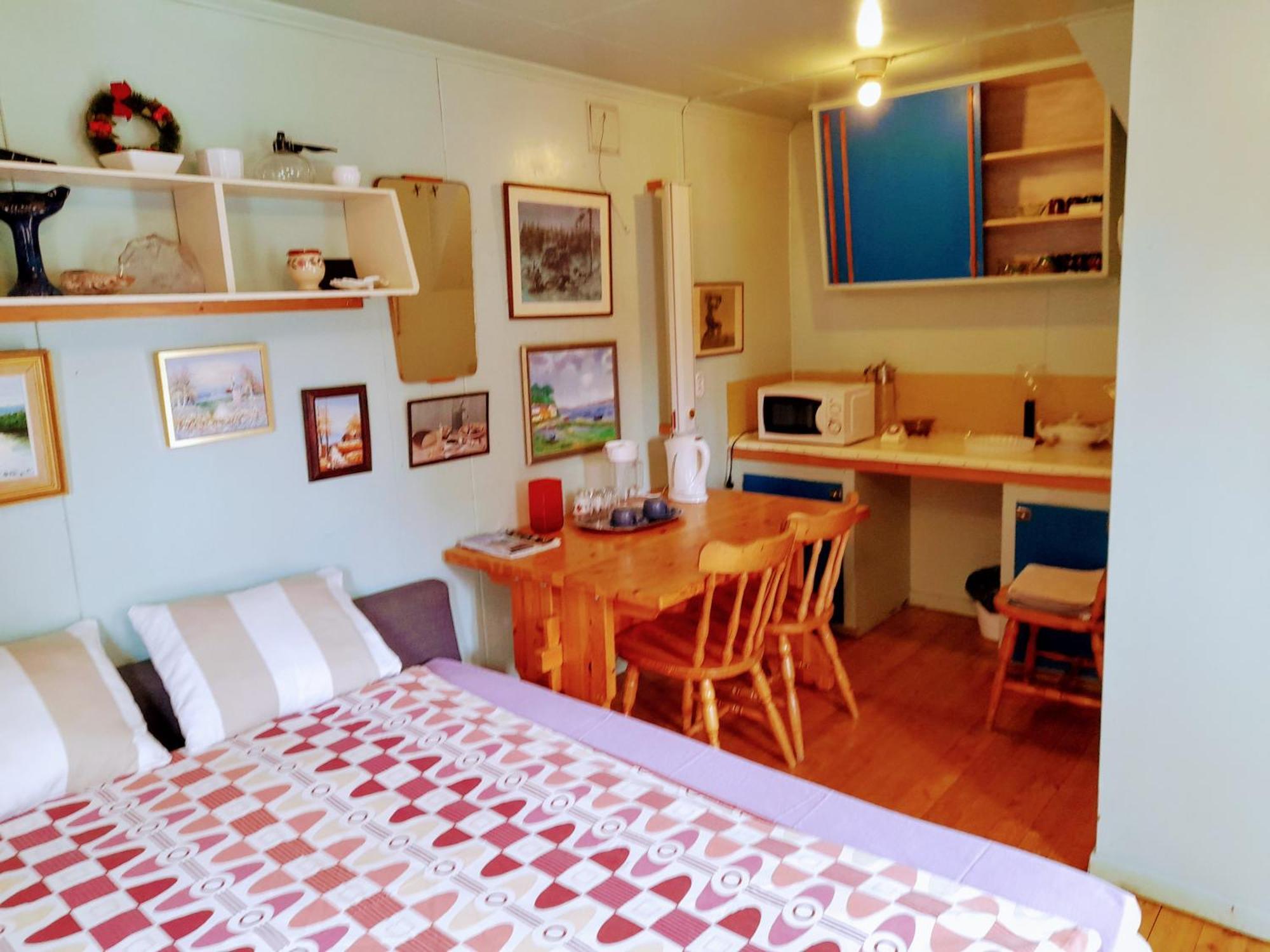 Summer Bedroom, Outside Toilet, Shower, Kitchen. 120 M From Sandbach. Bracke  Екстер'єр фото